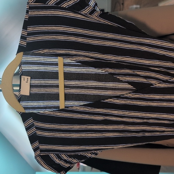 Aritzia Midi Wrap Dress - Picture 1 of 4